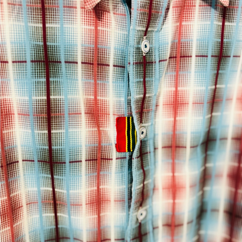 Robert Graham Bottom Down Shirt - Picture 3 of 6